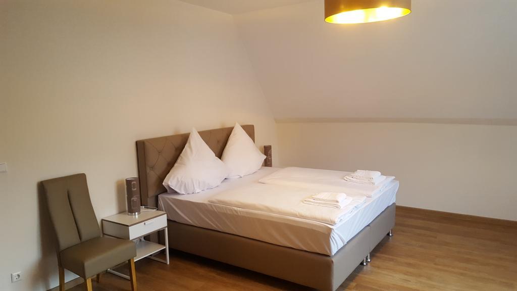 Hotel Ravene Cochem Exterior foto